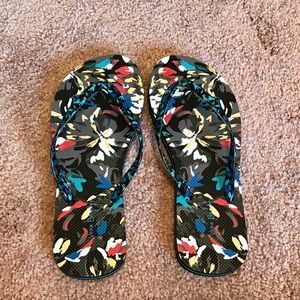 Vera Bradley flip flops